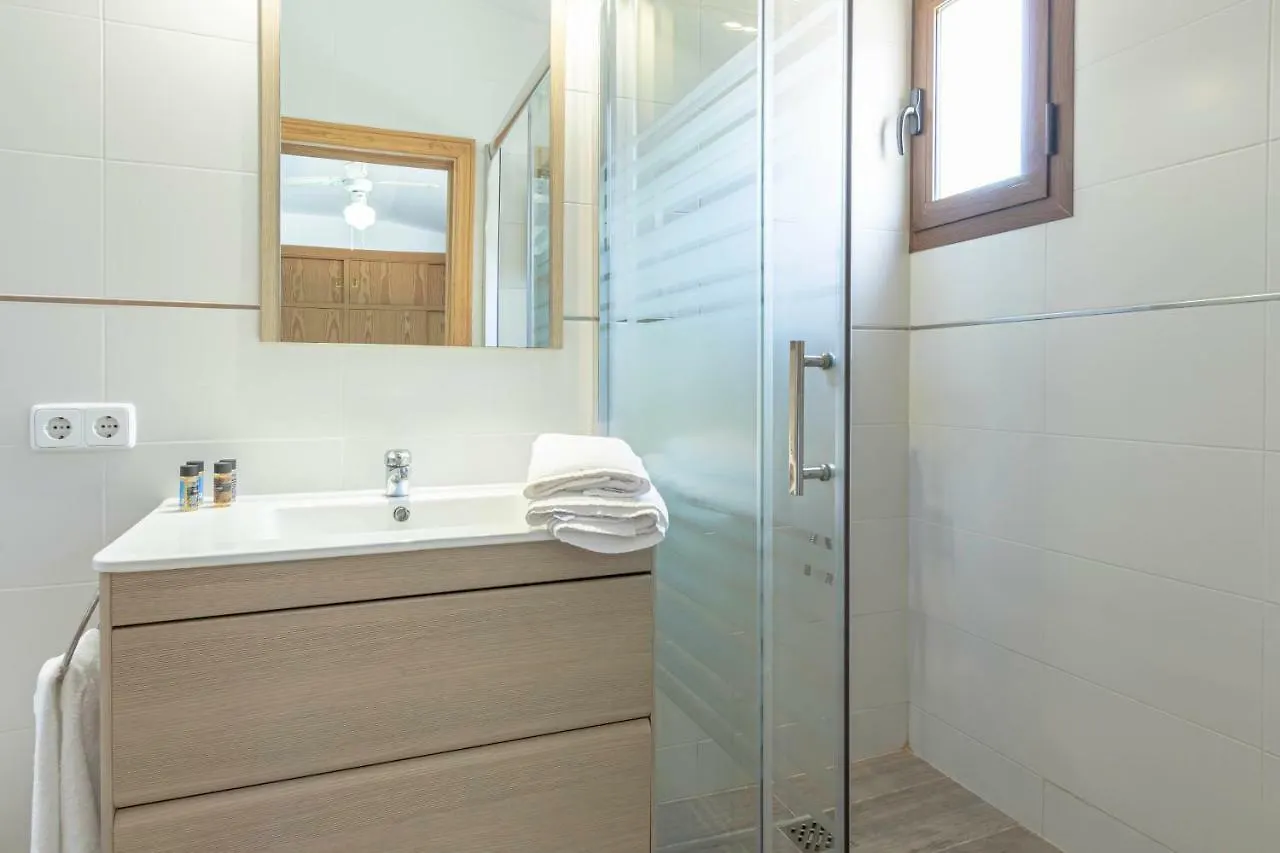 Villa Gran Voramar Cala بويينسا بيت للعطل